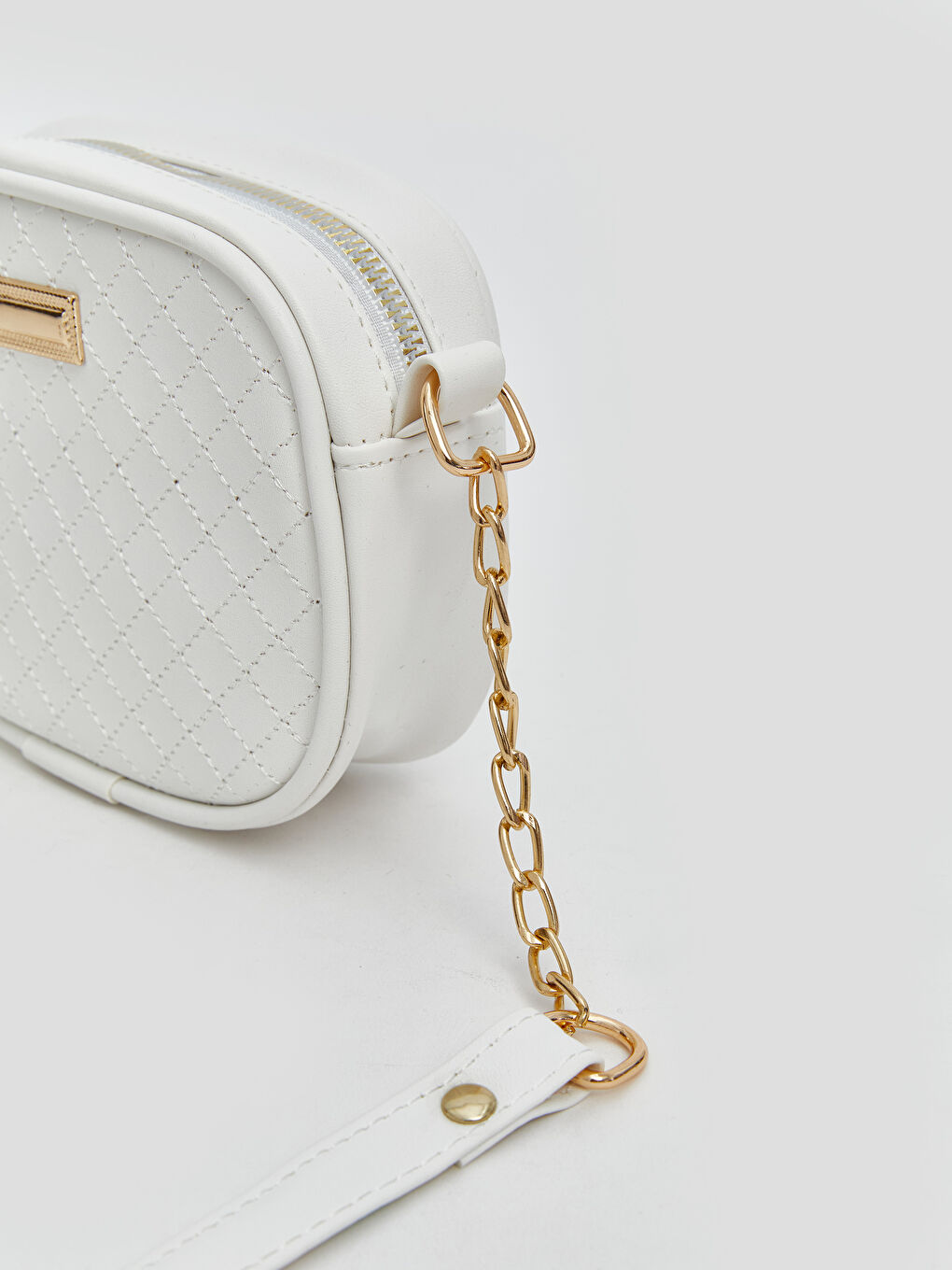 Beyaz Deri Görünümlü Kız Çocuk Omuz Çantası-2