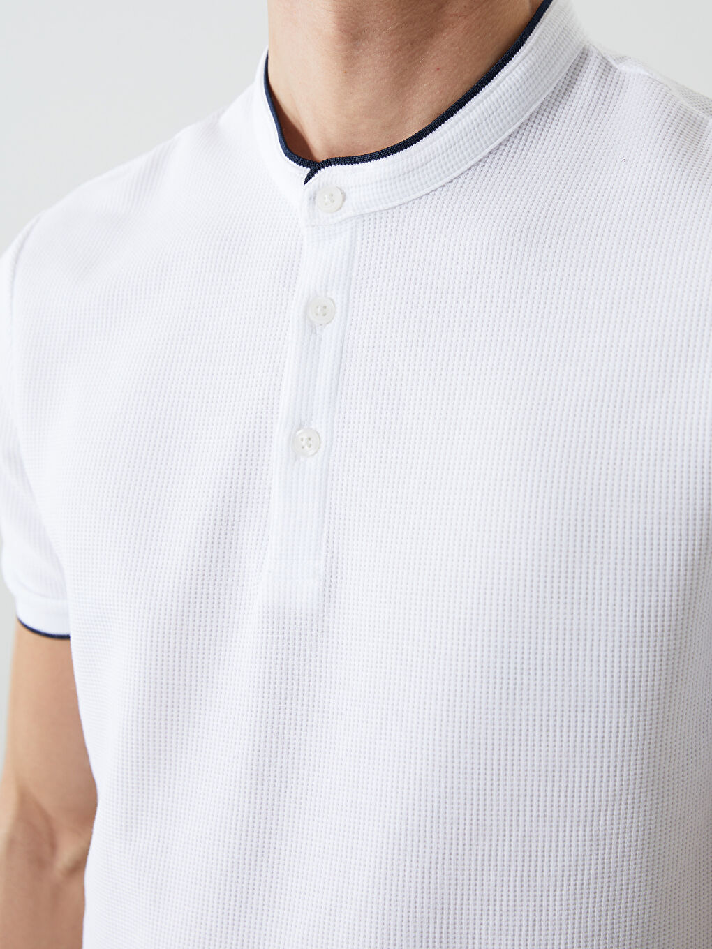 ბაბუის საყელო მოკლე სახელო მამაკაცის მაისური-2