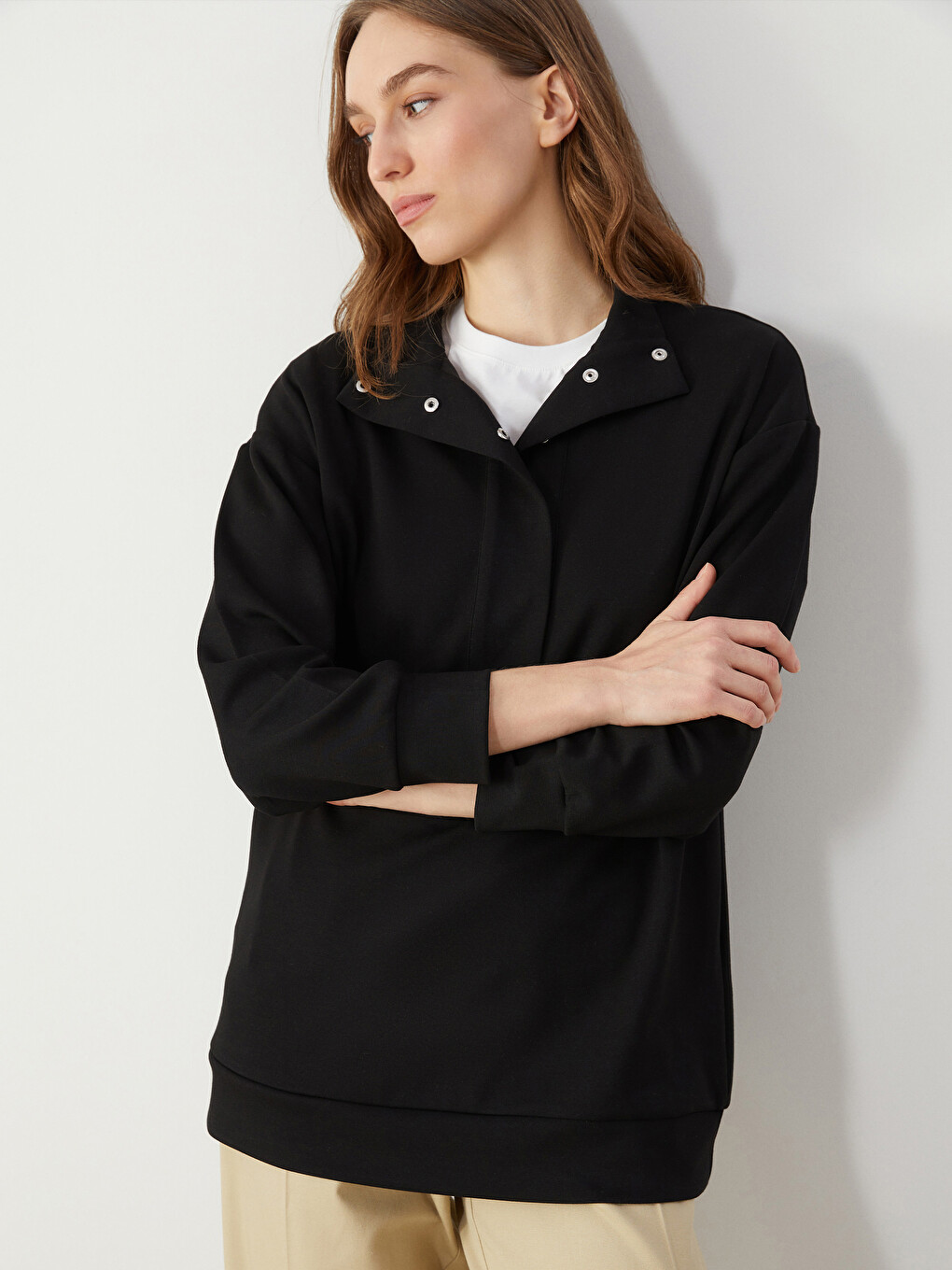 Siyah Dik Yaka Oversize Kadın Sweatshirt Tunik