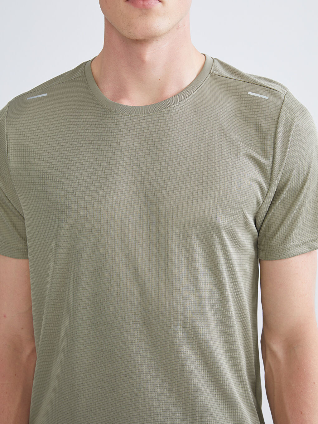 Haki Bisiklet Yaka Kısa Kollu Erkek Spor Tişört-2