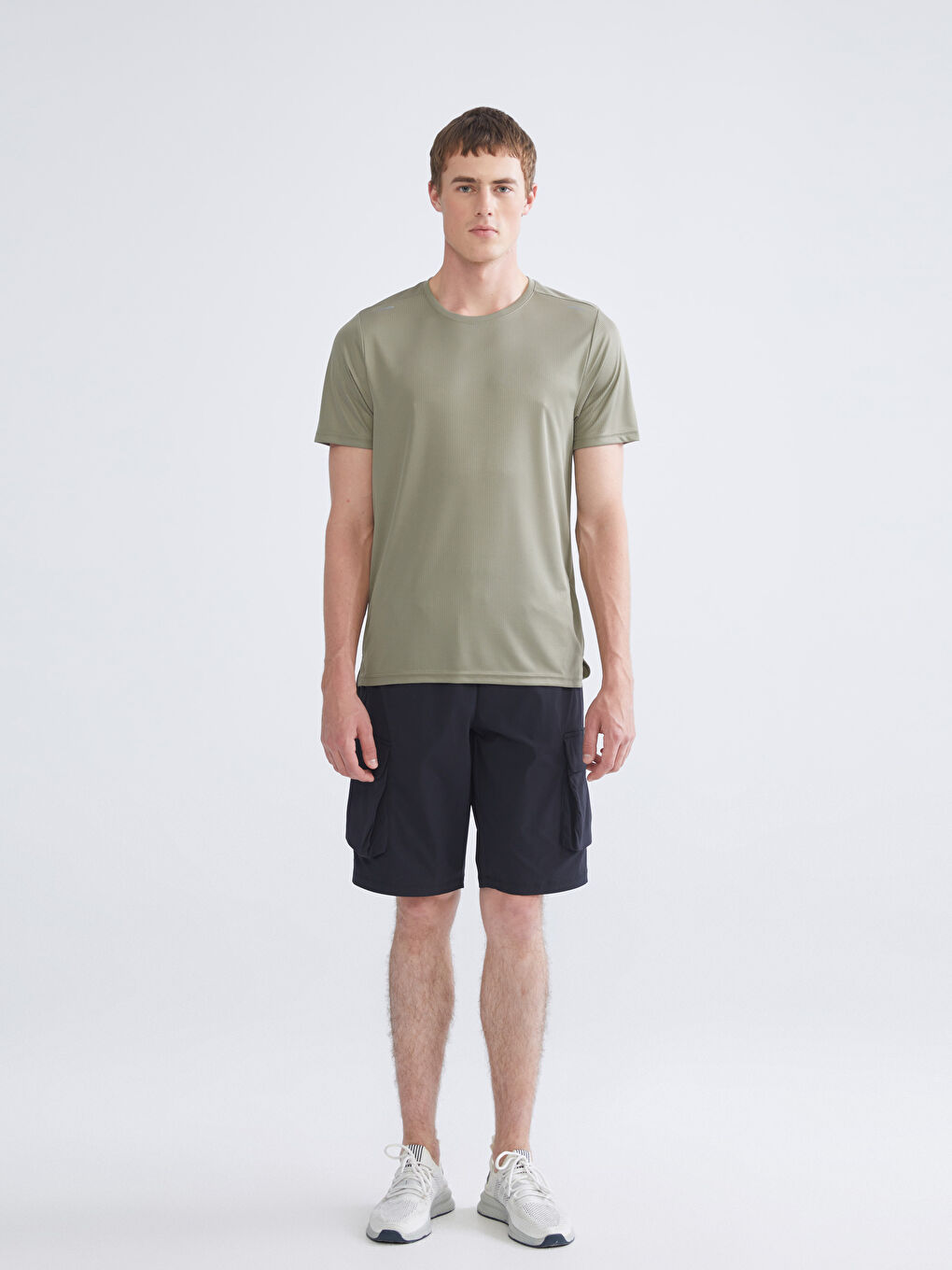 Haki Bisiklet Yaka Kısa Kollu Erkek Spor Tişört-1