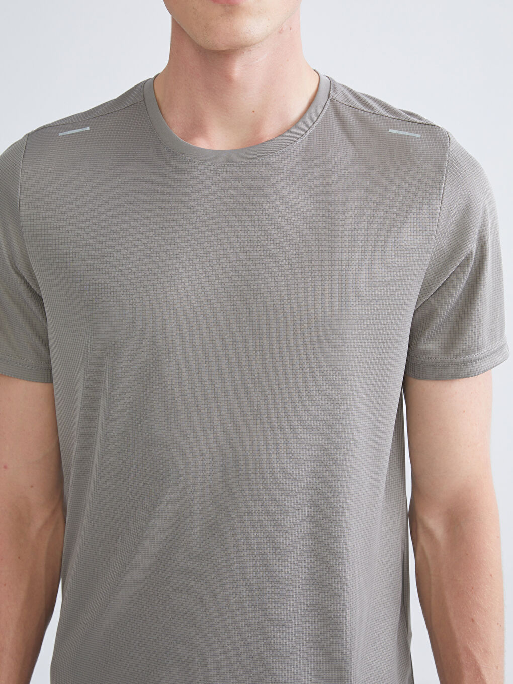 Haki Bisiklet Yaka Kısa Kollu Erkek Spor Tişört-2