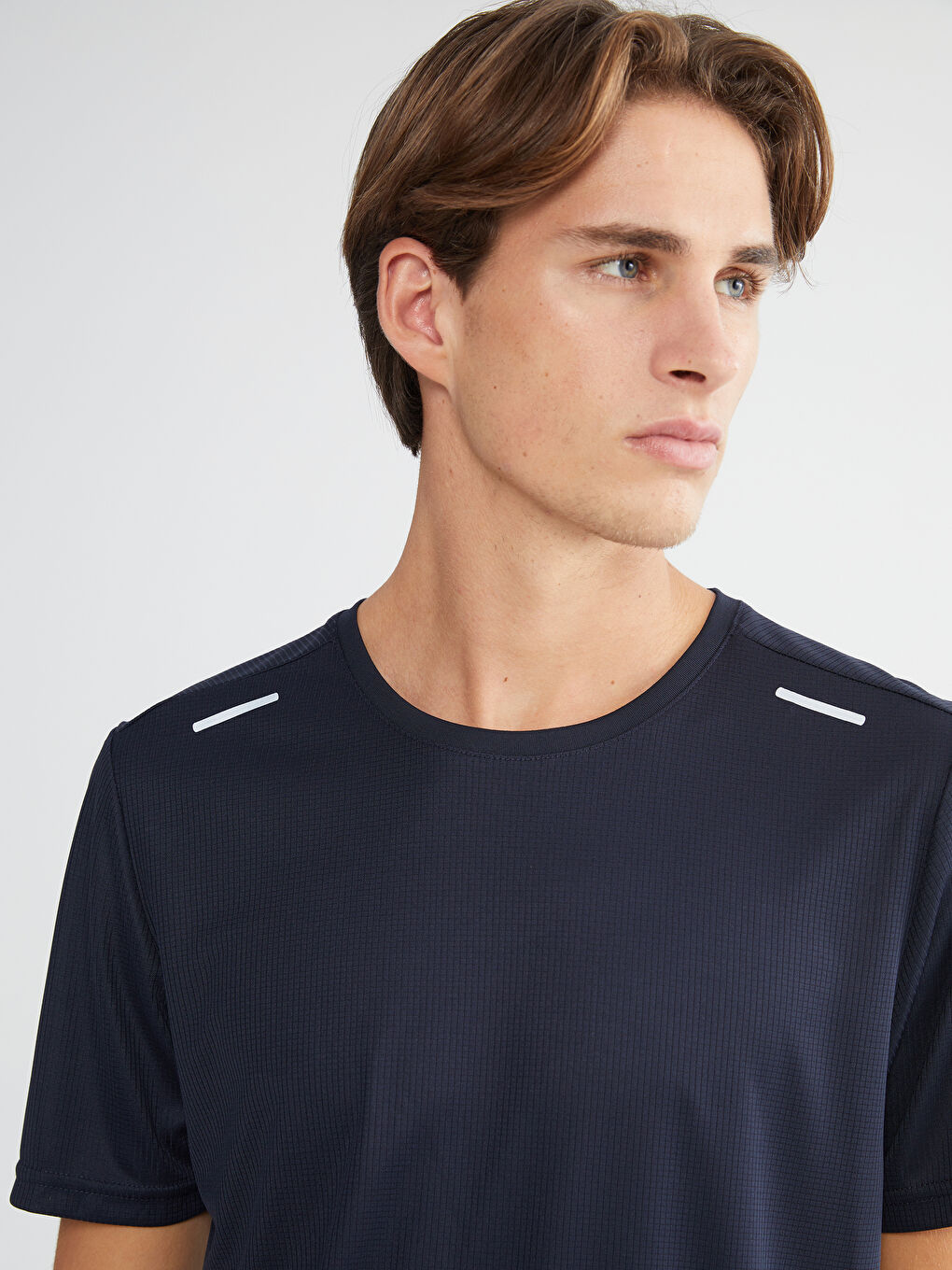 Ерлерге арналған спорттық футболка дөңгелек жағалы қысқа жең-1