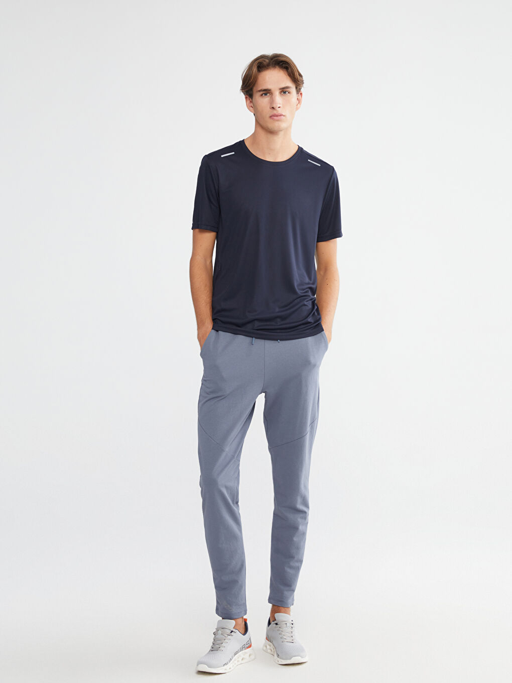 Ерлерге арналған спорттық футболка дөңгелек жағалы қысқа жең-2