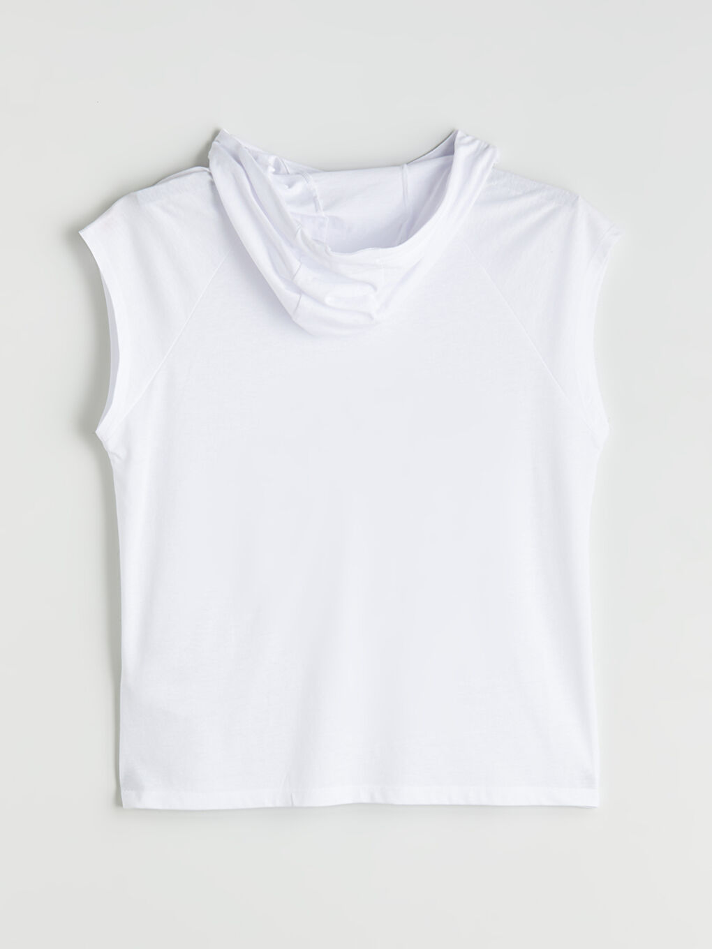 Beyaz Kapüşonlu Erkek Kolsuz Tişört-5