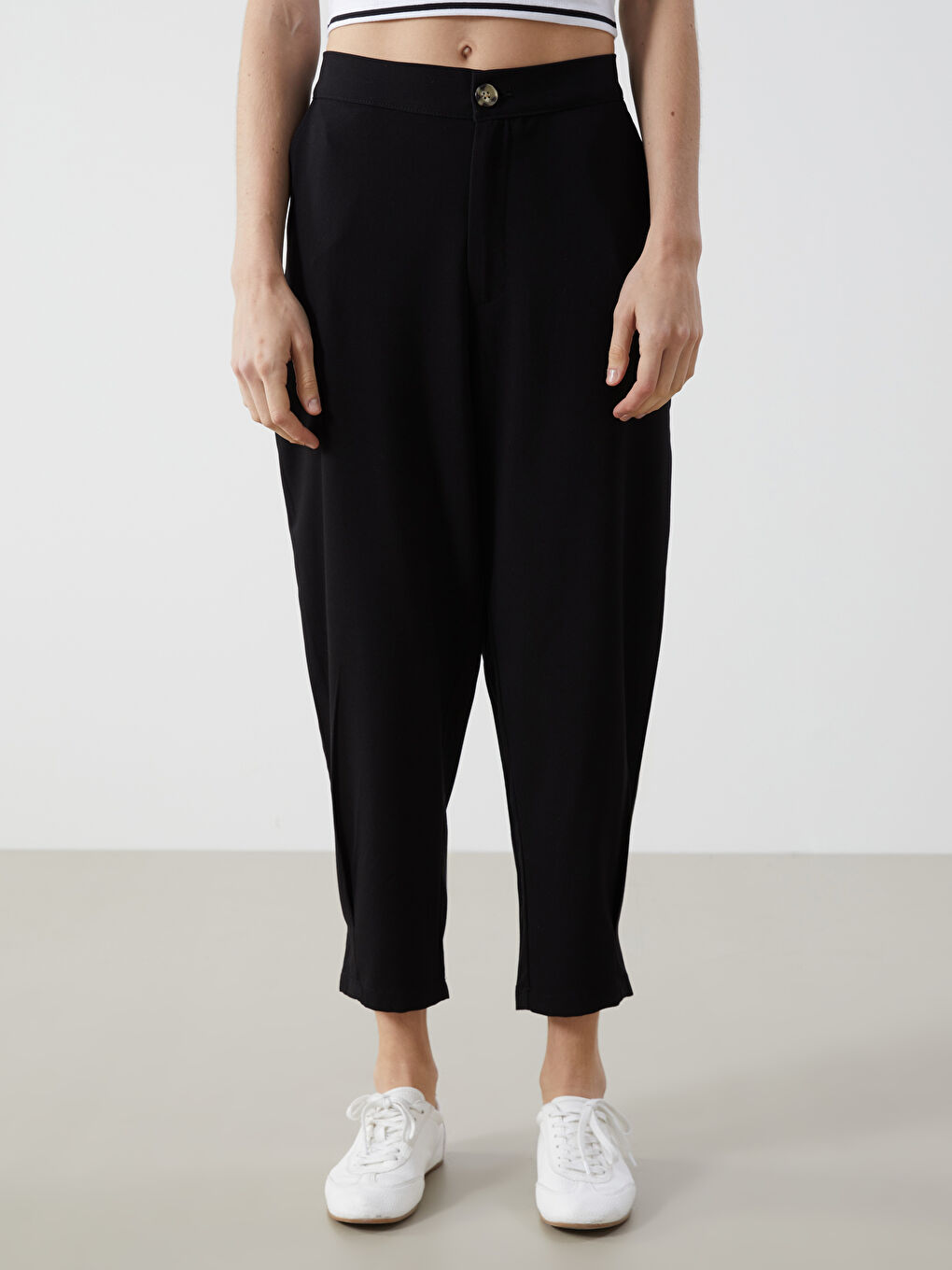Siyah Beli Lastikli Kadın Pantolon-1