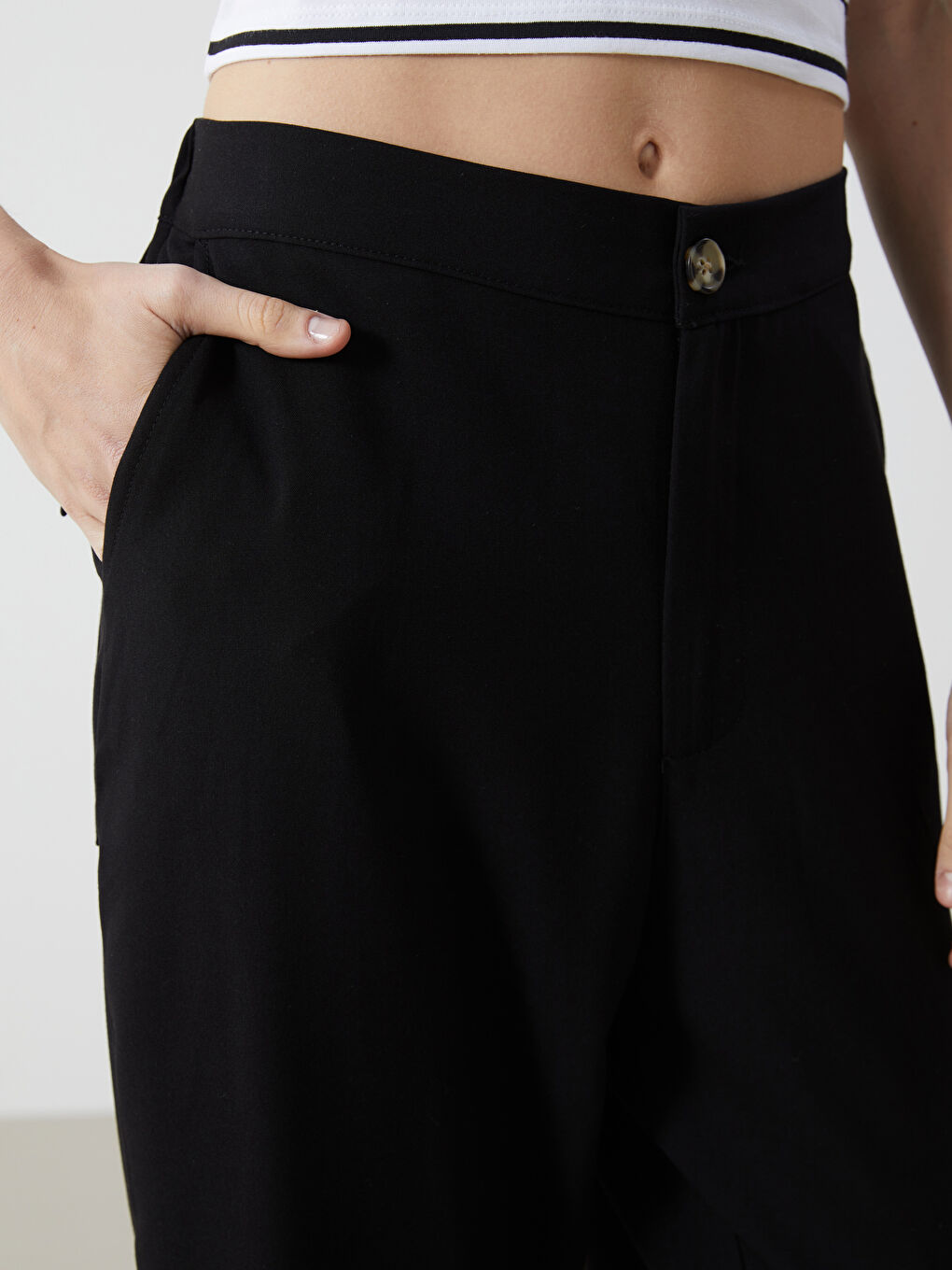 Siyah Beli Lastikli Kadın Pantolon-2