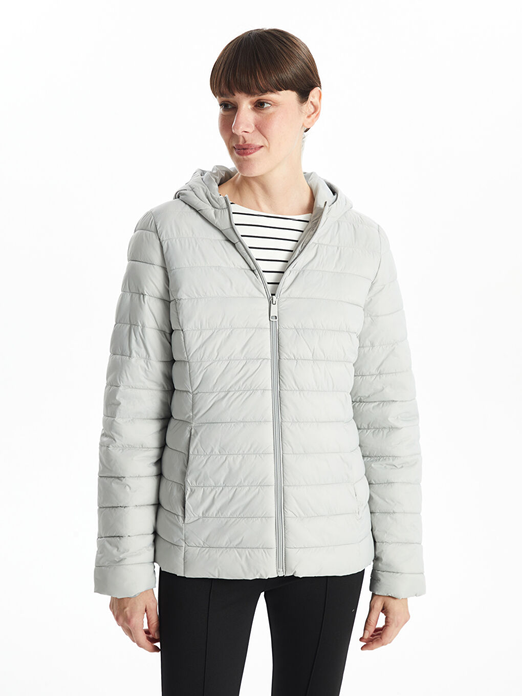 Gri Kapüşonlu Kadın Şişme Mont