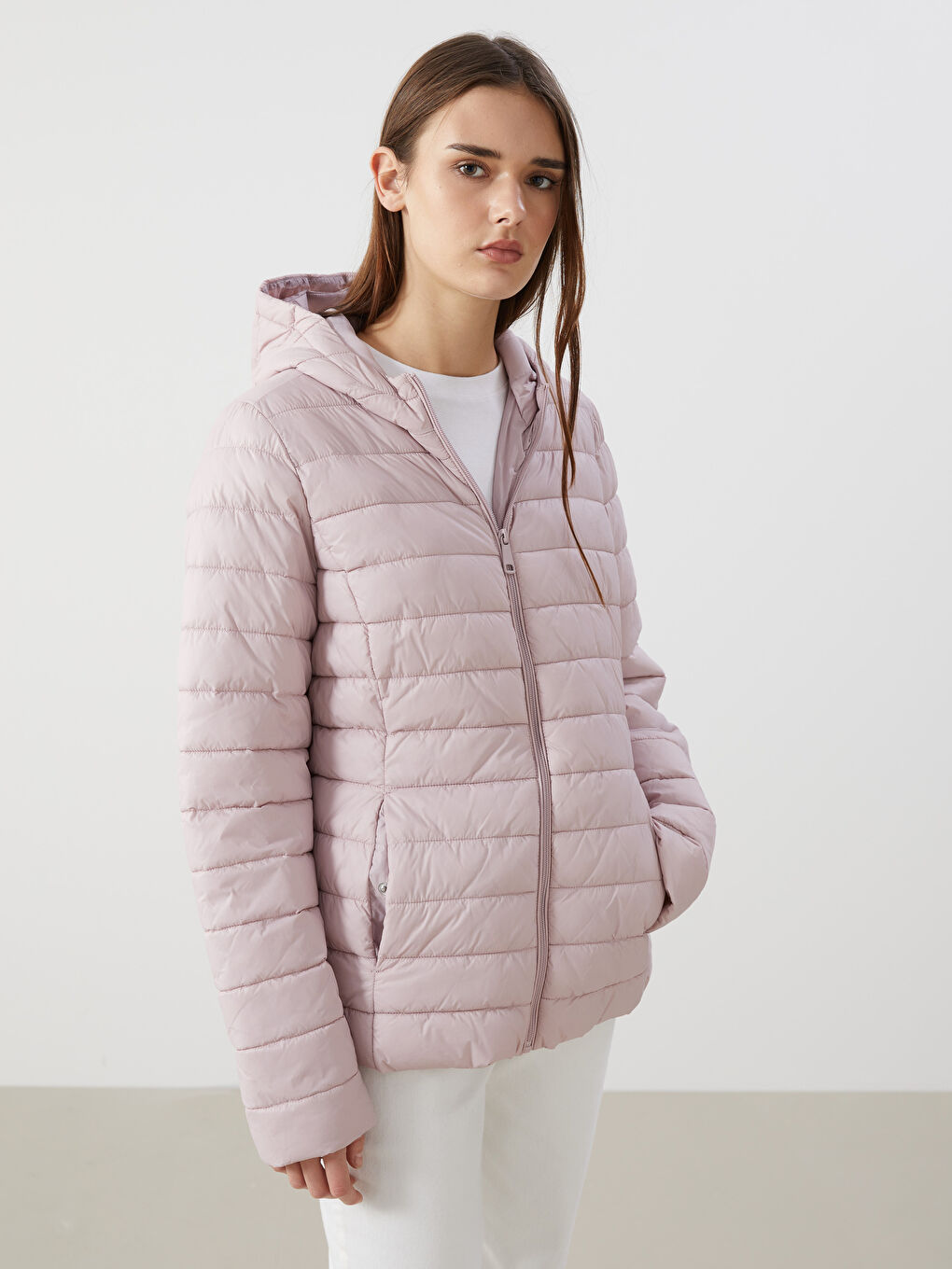 Geacă Matlasată cu Glugă pentru Femei