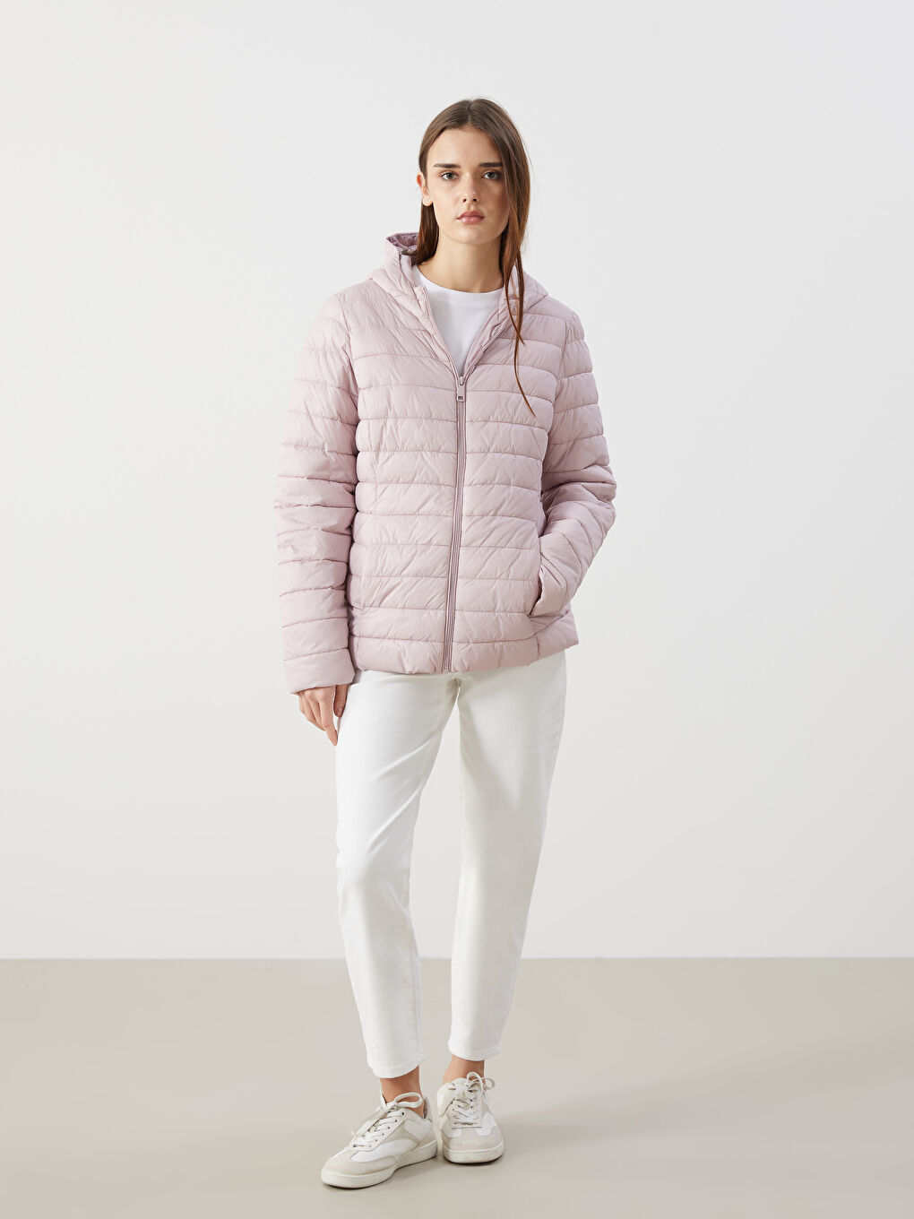 Geacă Matlasată cu Glugă pentru Femei-1