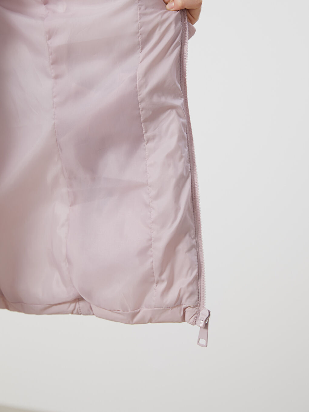 Geacă Matlasată cu Glugă pentru Femei-3