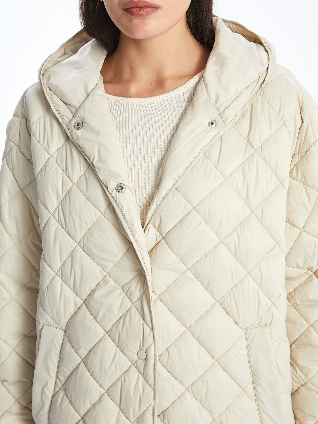 LCWAIKIKI Classic Hooded Quilted Oversize Women's Puffer Coat -S50200Z8-SB4