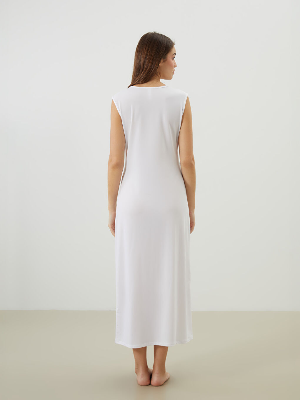 Women's Crew Neck Plain Dress Slip-6