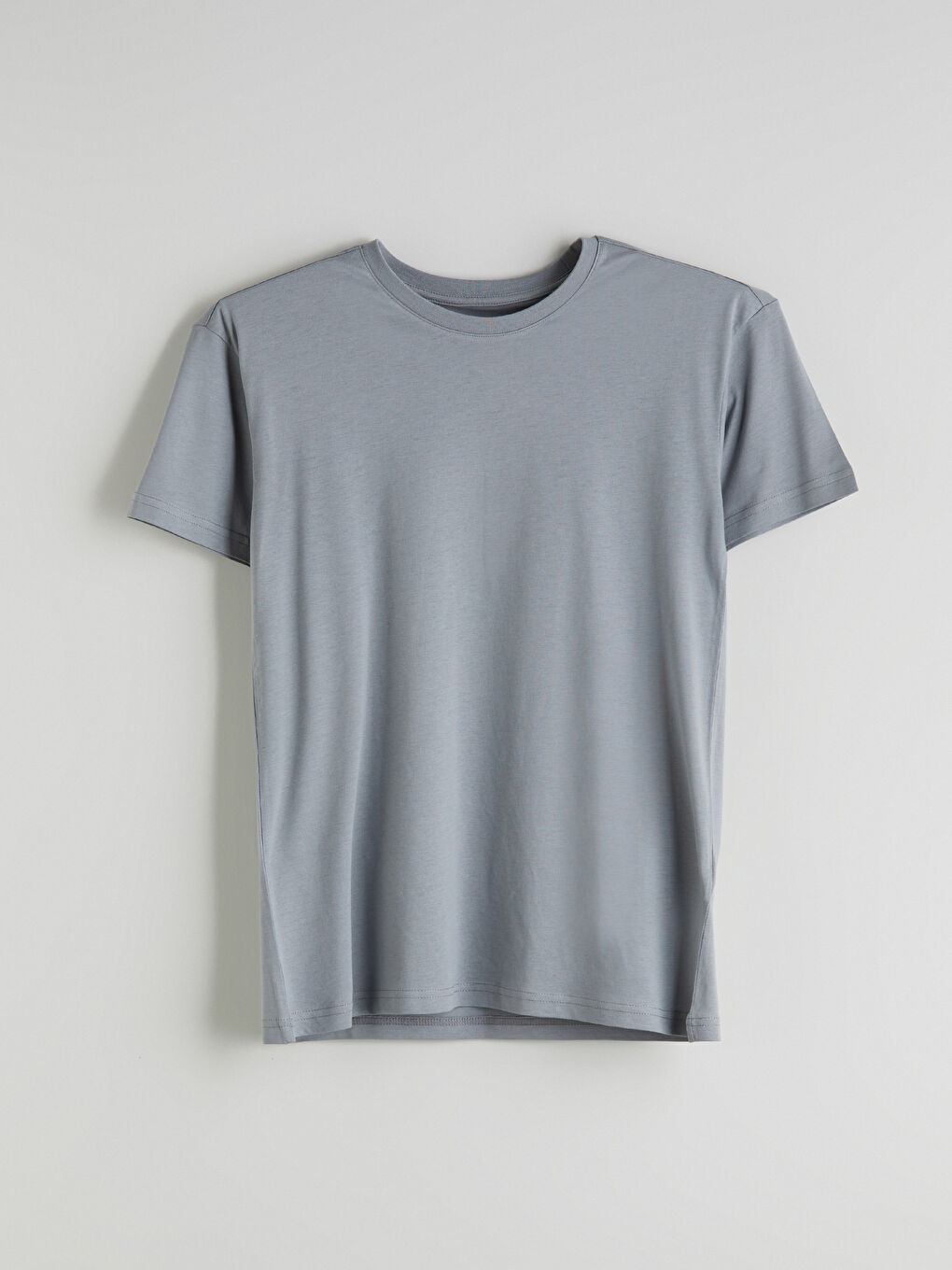 Gri Bisiklet Yaka Kısa Kollu Erkek Pijama Üst-4