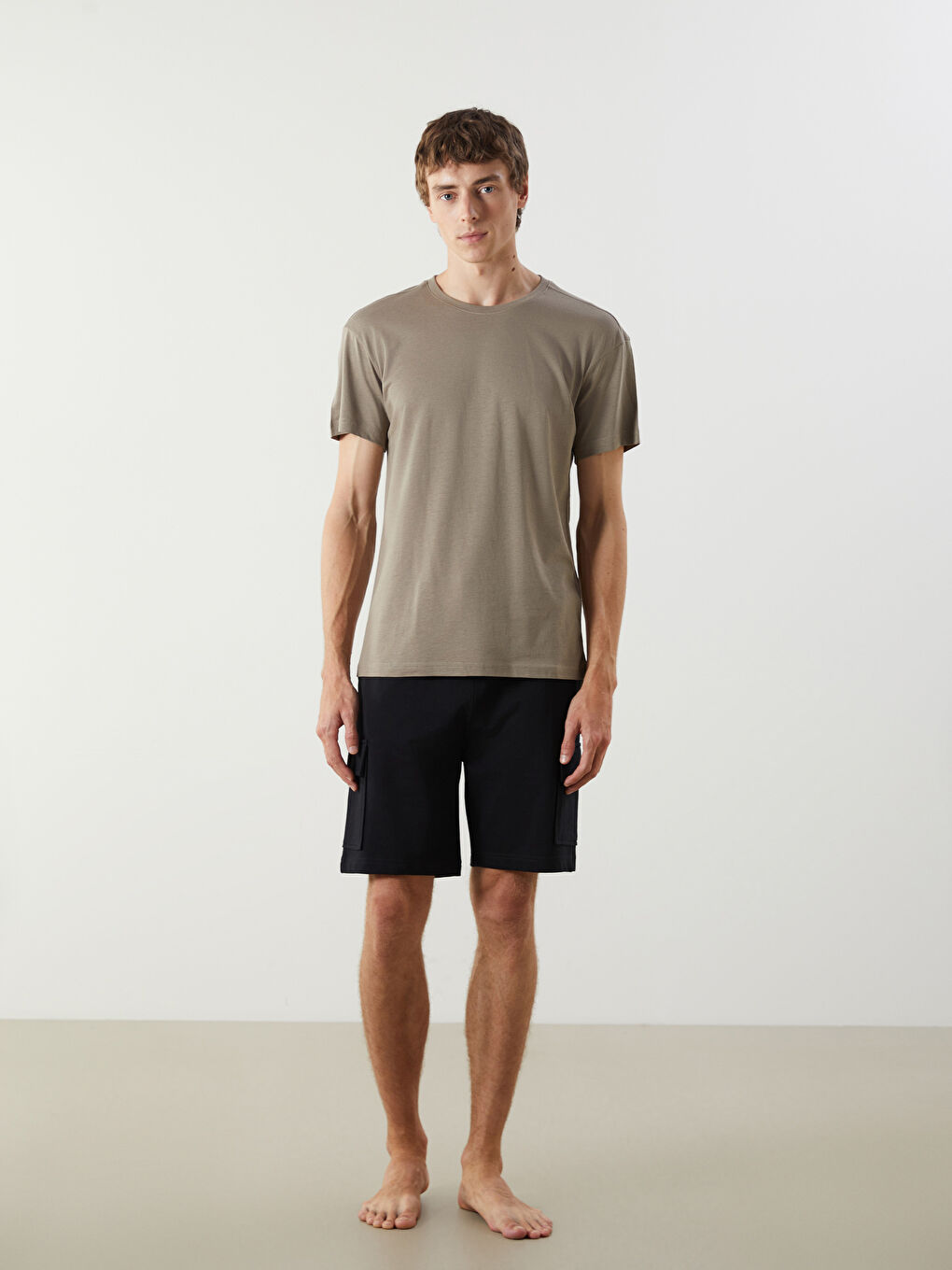 Bej Bisiklet Yaka Kısa Kollu Erkek Pijama Üst-1