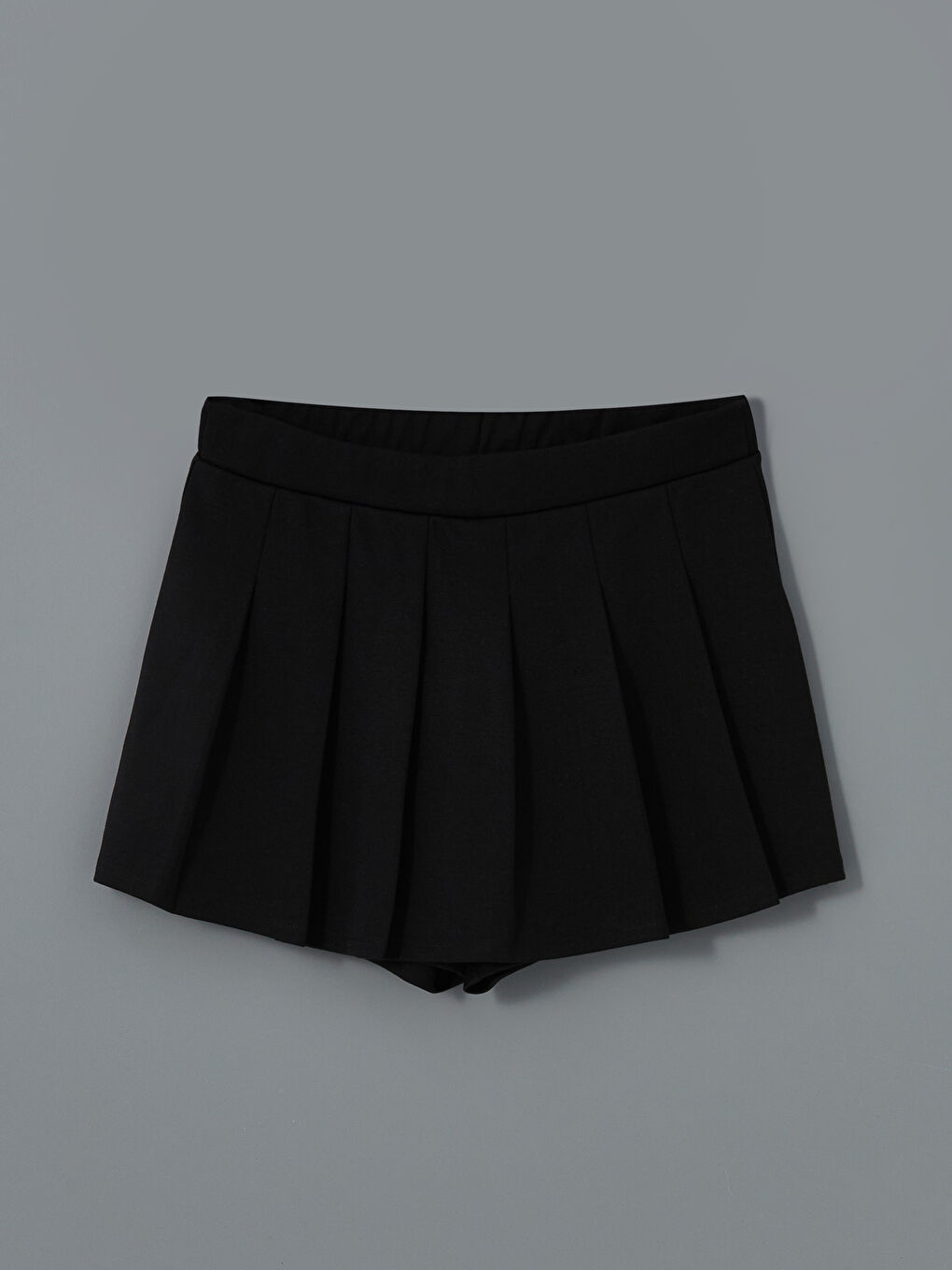 Siyah Beli Lastikli Pileli Kız Çocuk Şort Etek