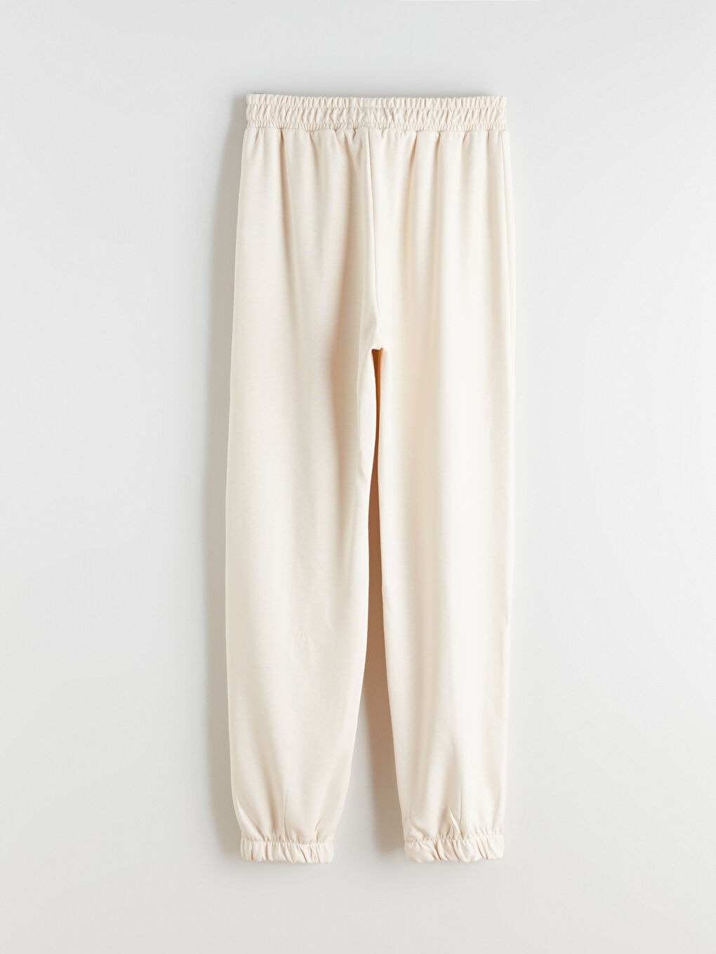 طقم رياضي للبنات بملمس ناعم وياقة دائرية-6