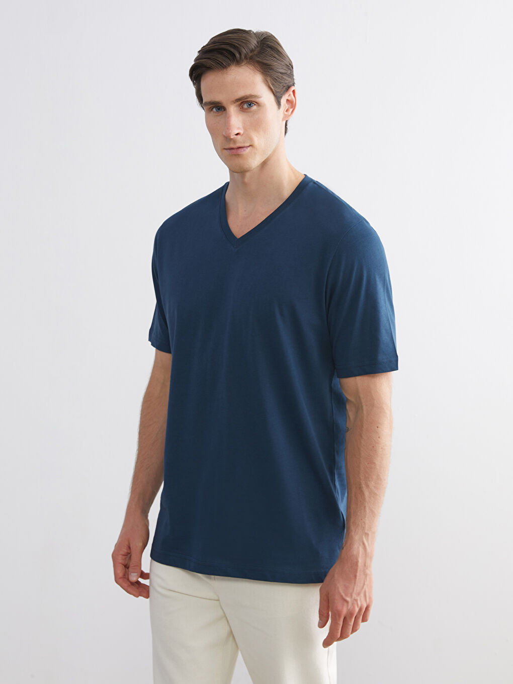 Petrol V Yaka Kısa Kollu Penye Erkek Tişört