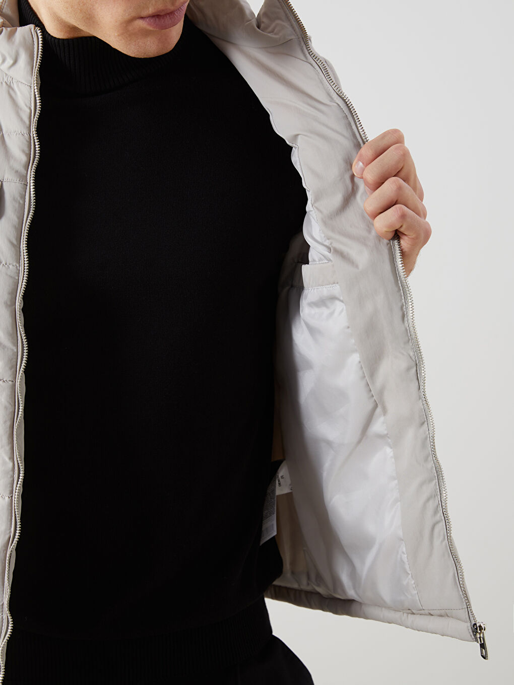 Gri Standart Kalıp Dik Yaka Erkek Şişme Yelek-3