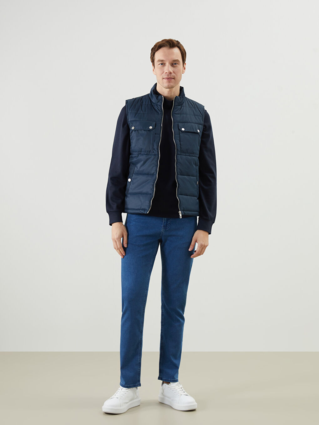 Lacivert Standart Kalıp Dik Yaka Erkek Şişme Yelek-1