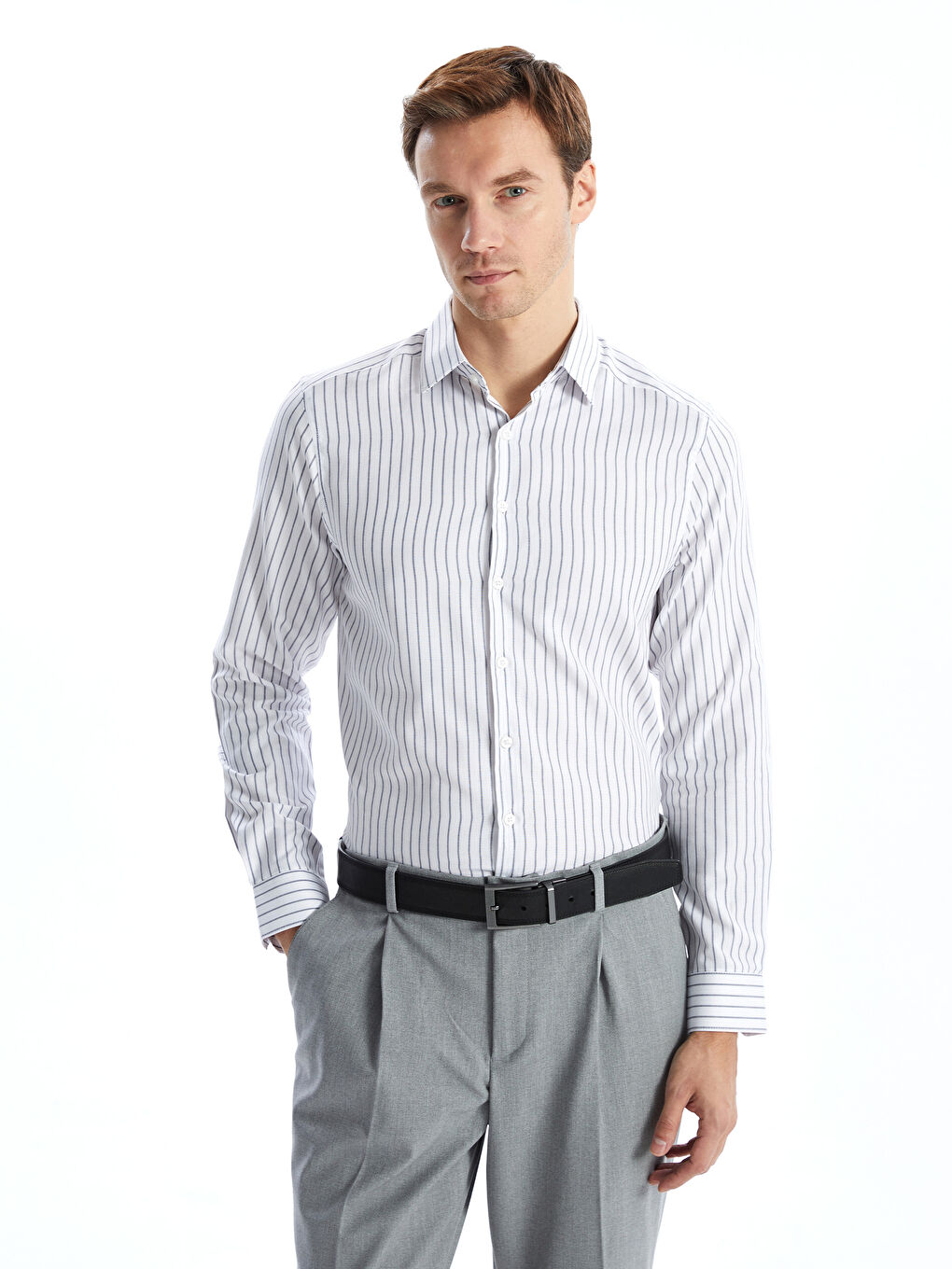 LCWAIKIKI Formal Beyaz Slim Fit Uzun Kollu Çizgili Oxford Erkek Gömlek