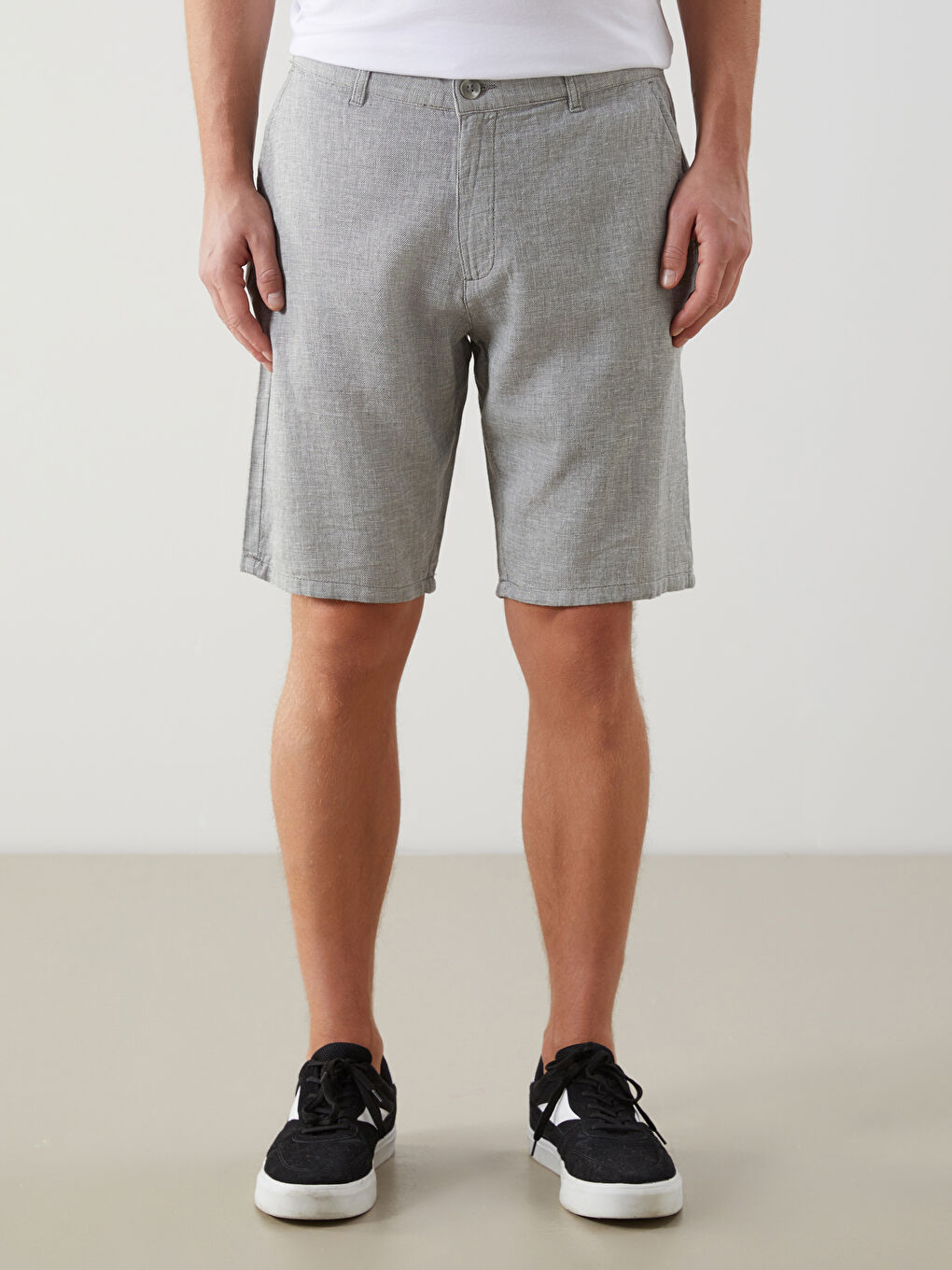 LCWAIKIKI Classic Standard Fit Linen Blend Men's Shorts -S51096Z8-P5X