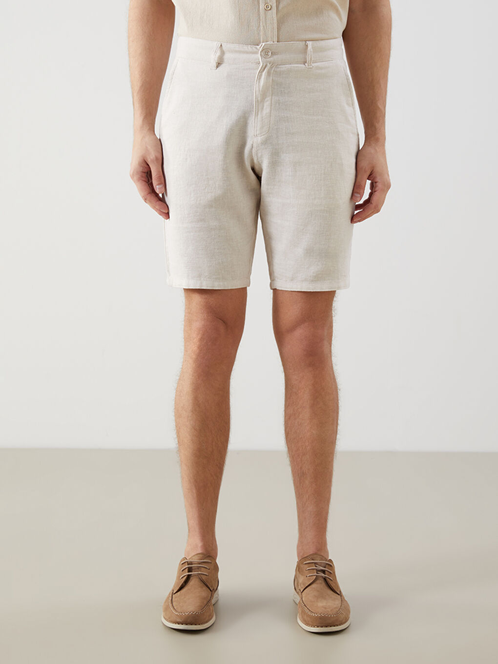 LCWAIKIKI Classic Standard Fit Linen Blend Men's Shorts -S51096Z8-PVJ