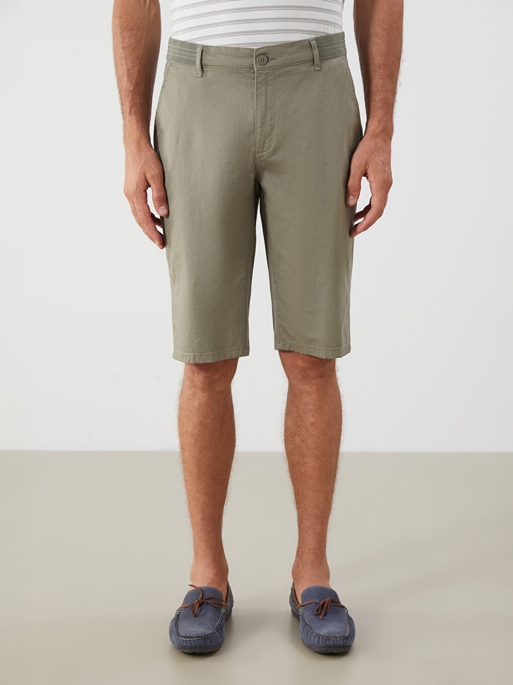 LCWAIKIKI Classic Regular Fit Gabardine Men's Shorts -S51097Z8-Z4L