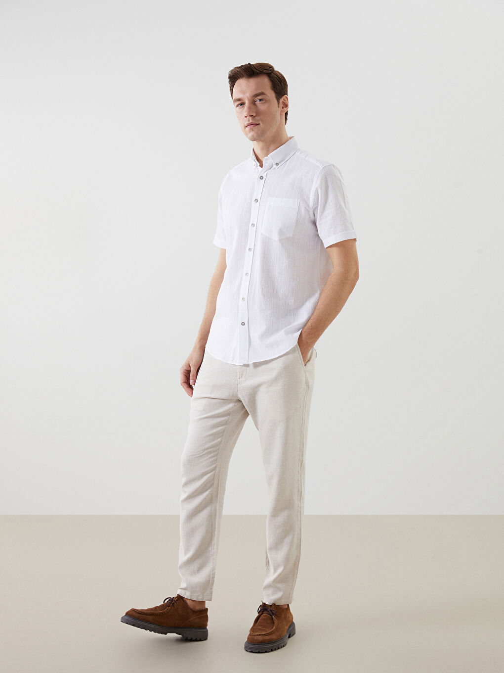 Muške chino pantalone od lanene mešavine standardnog kroja -S51104Z8-PVJ