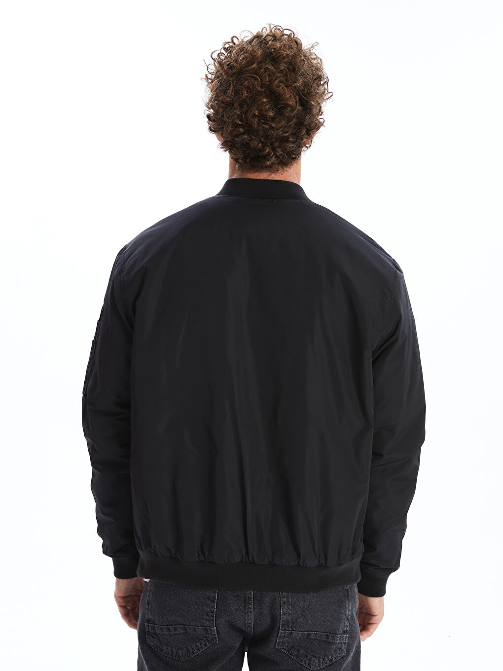 بالطو رجالي بقصة عادية وياقة كلية-4