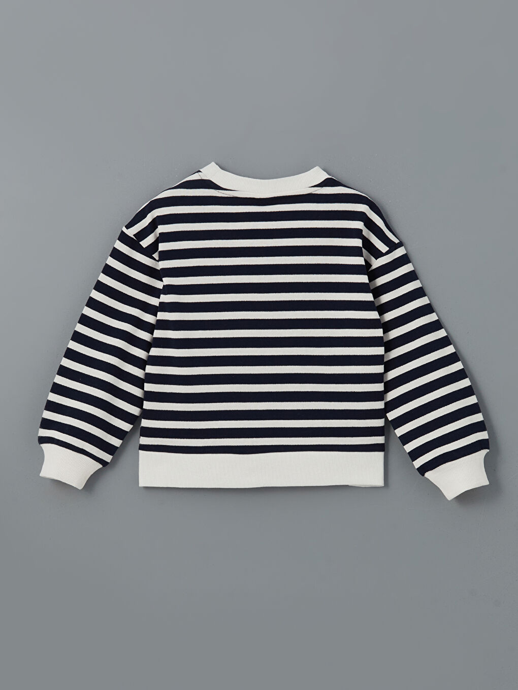 Crew Neck Striped Girls' Sweatshirt -S51543Z4-K00