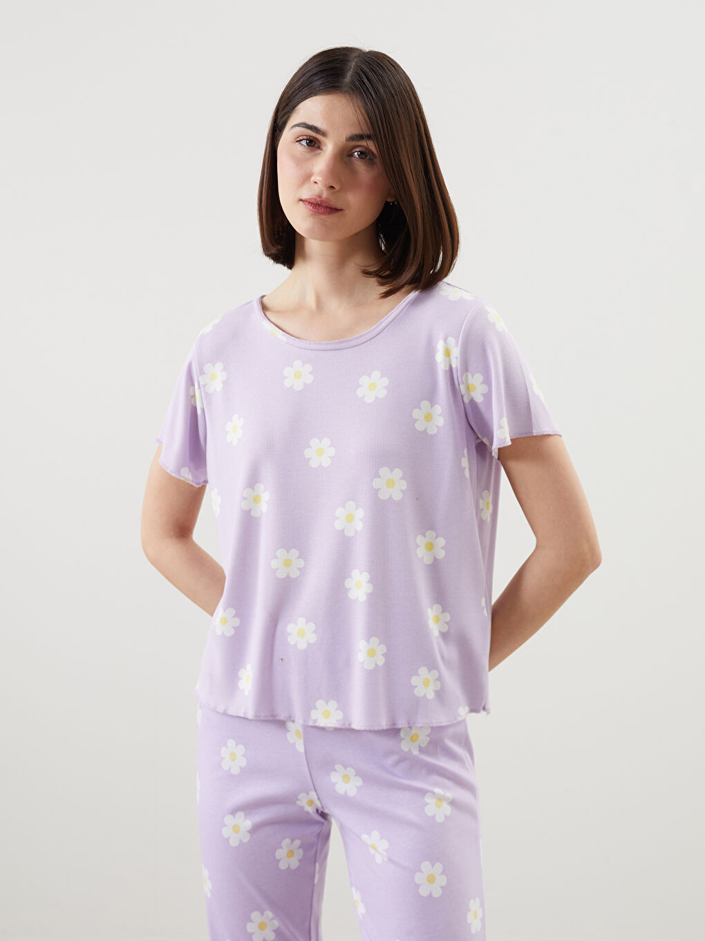 Lila Bisiklet Yaka Çiçekli Kadın Pijama Üstü