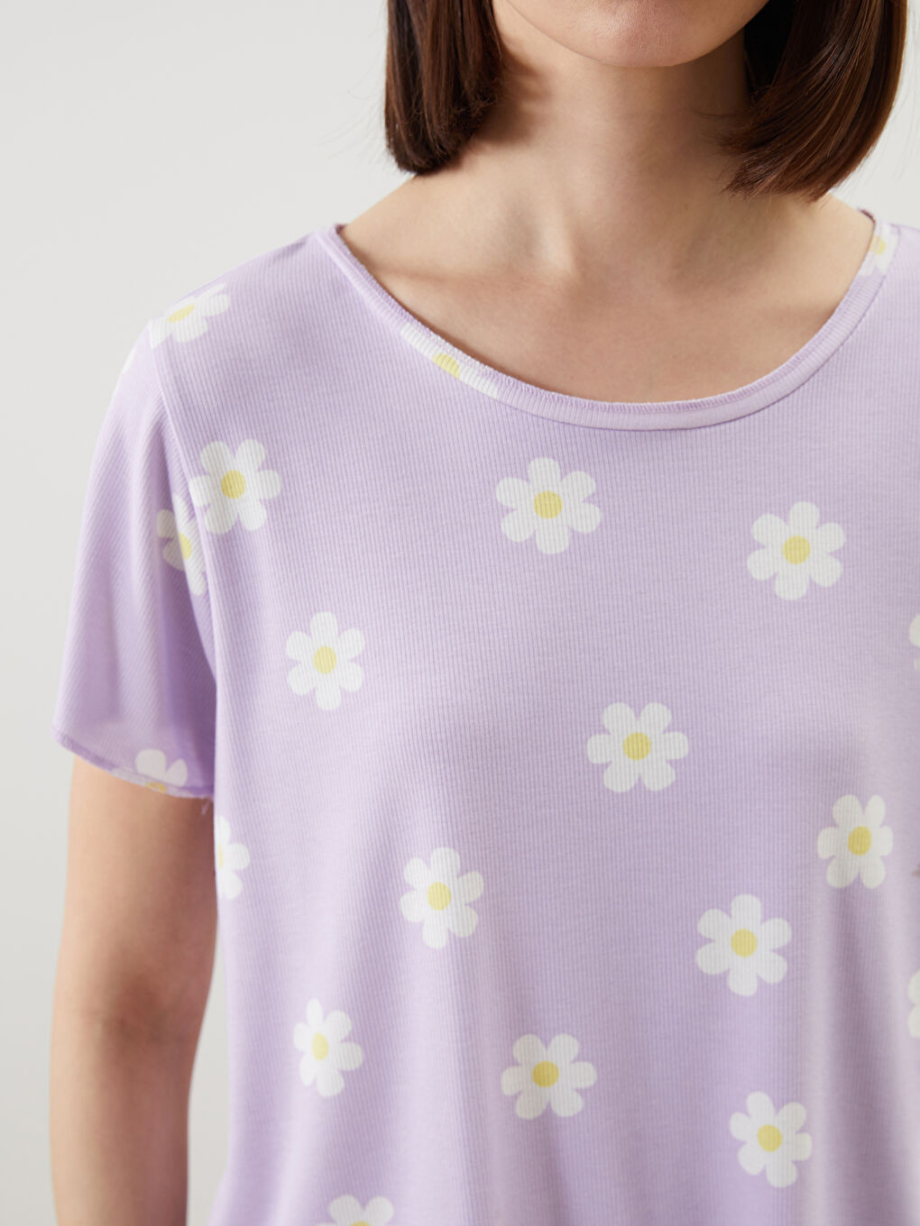 Lila Bisiklet Yaka Çiçekli Kadın Pijama Üstü-2