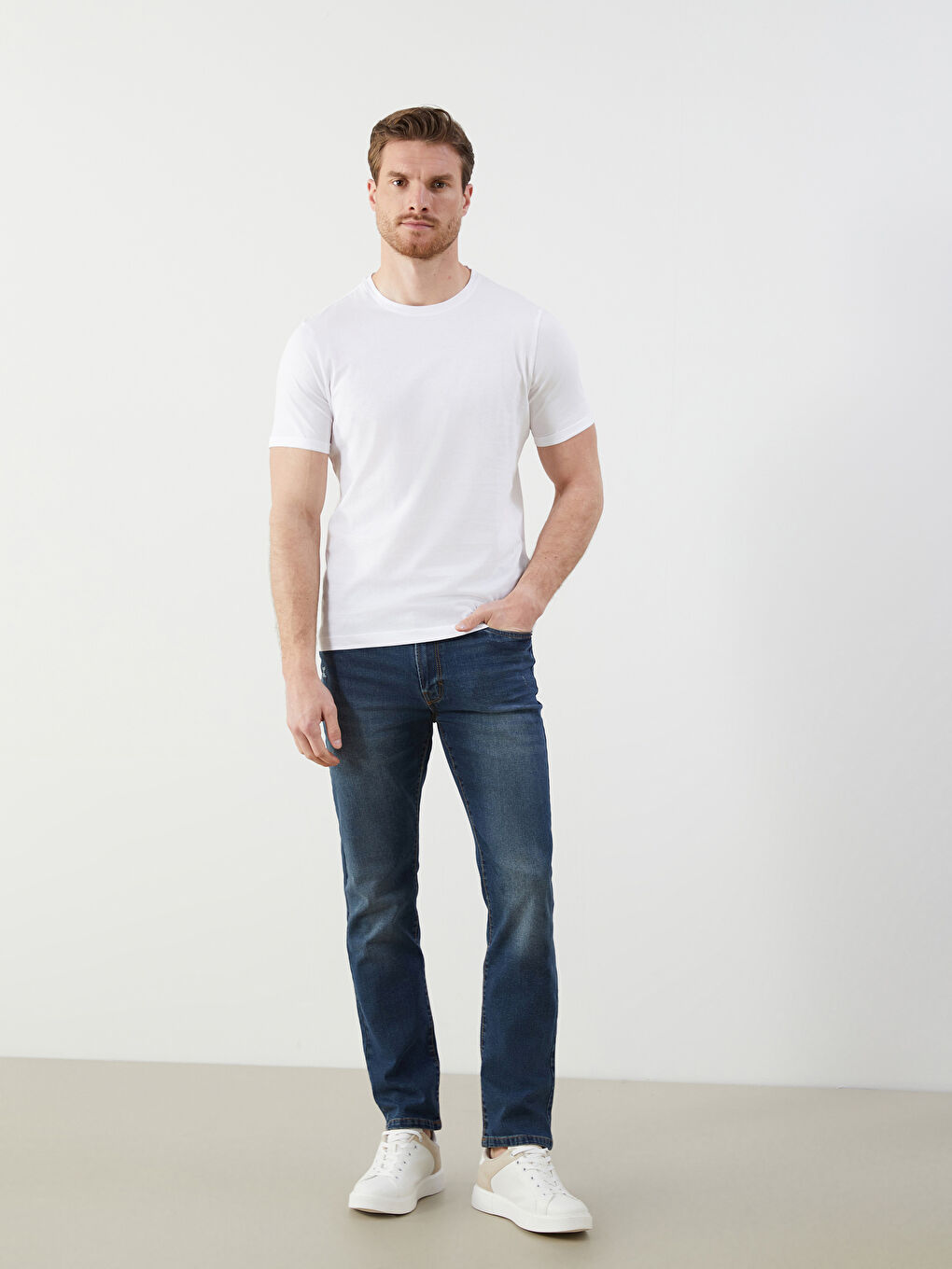 تيشيرت رجالي بياقة دائرية قماش جيرسي-1