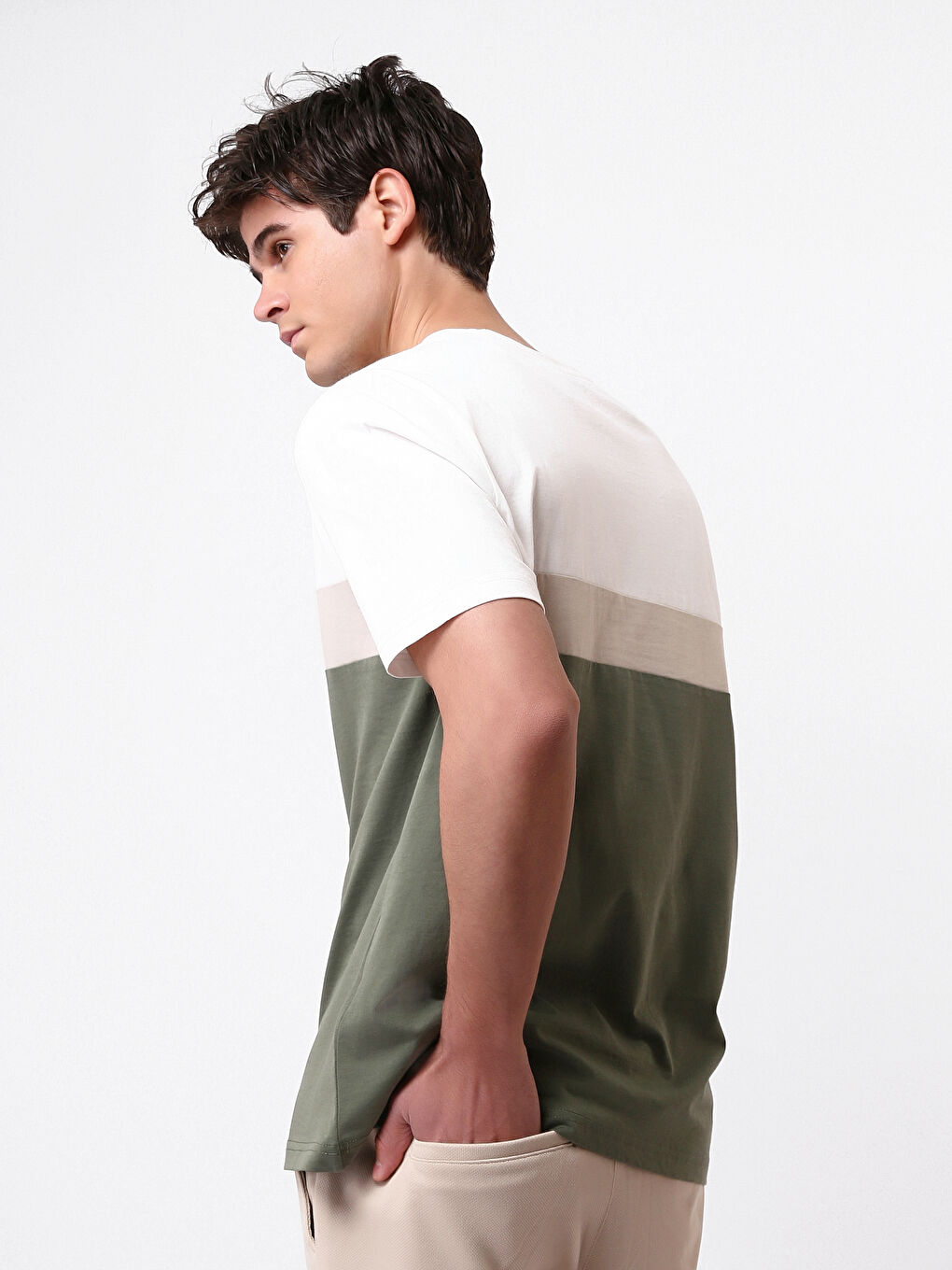 Crew Neck Short Sleeve Color Block Men's T-Shirt-4