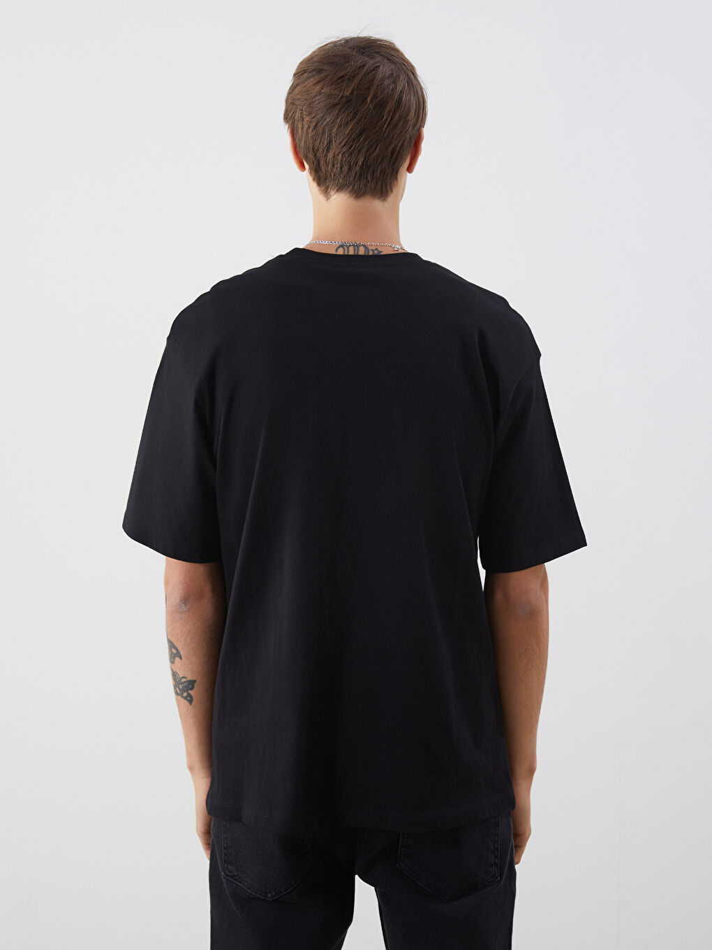 تيشيرت رجالي برقبة دائرية مطبوع من قماش جيرسي-3