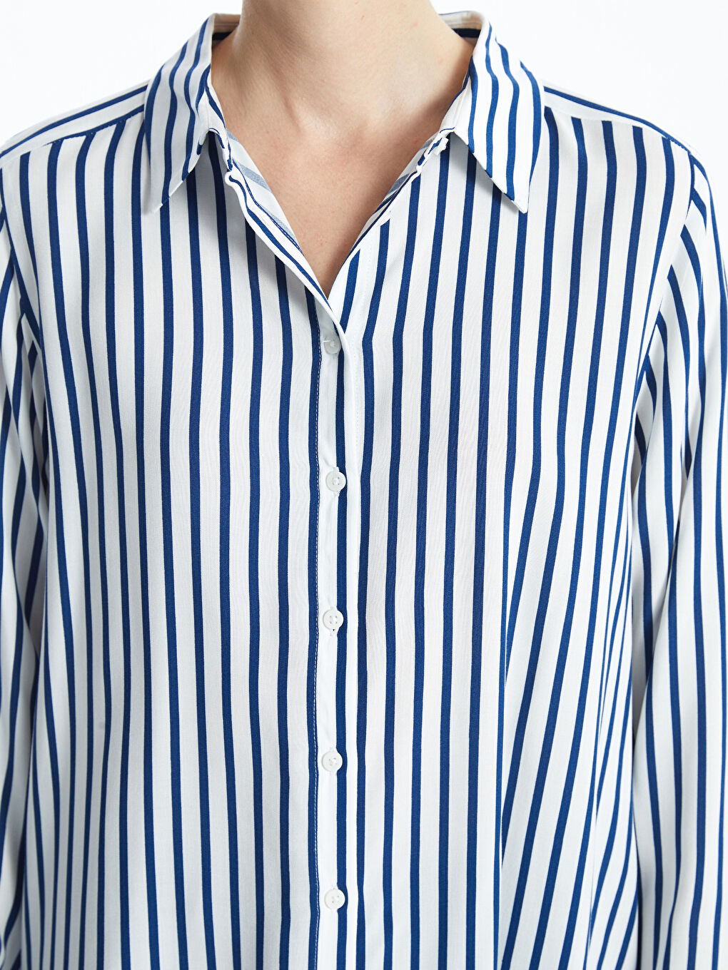 Loose Fit Pleated Women's Shirt -S52364Z8-LEN