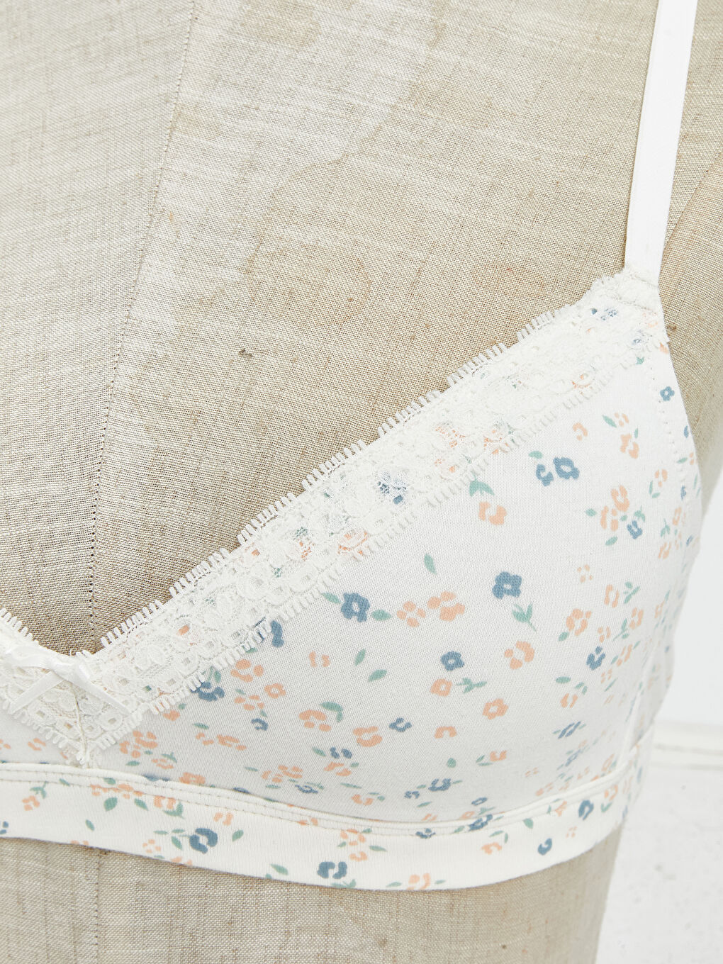 Non-Wired Non-Padded Floral Bra -S52384Z8-LU7
