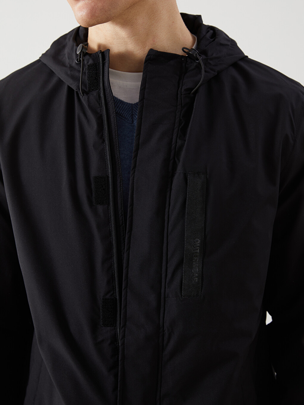 Regular Fit Hooded Men's Thin Coat-3
