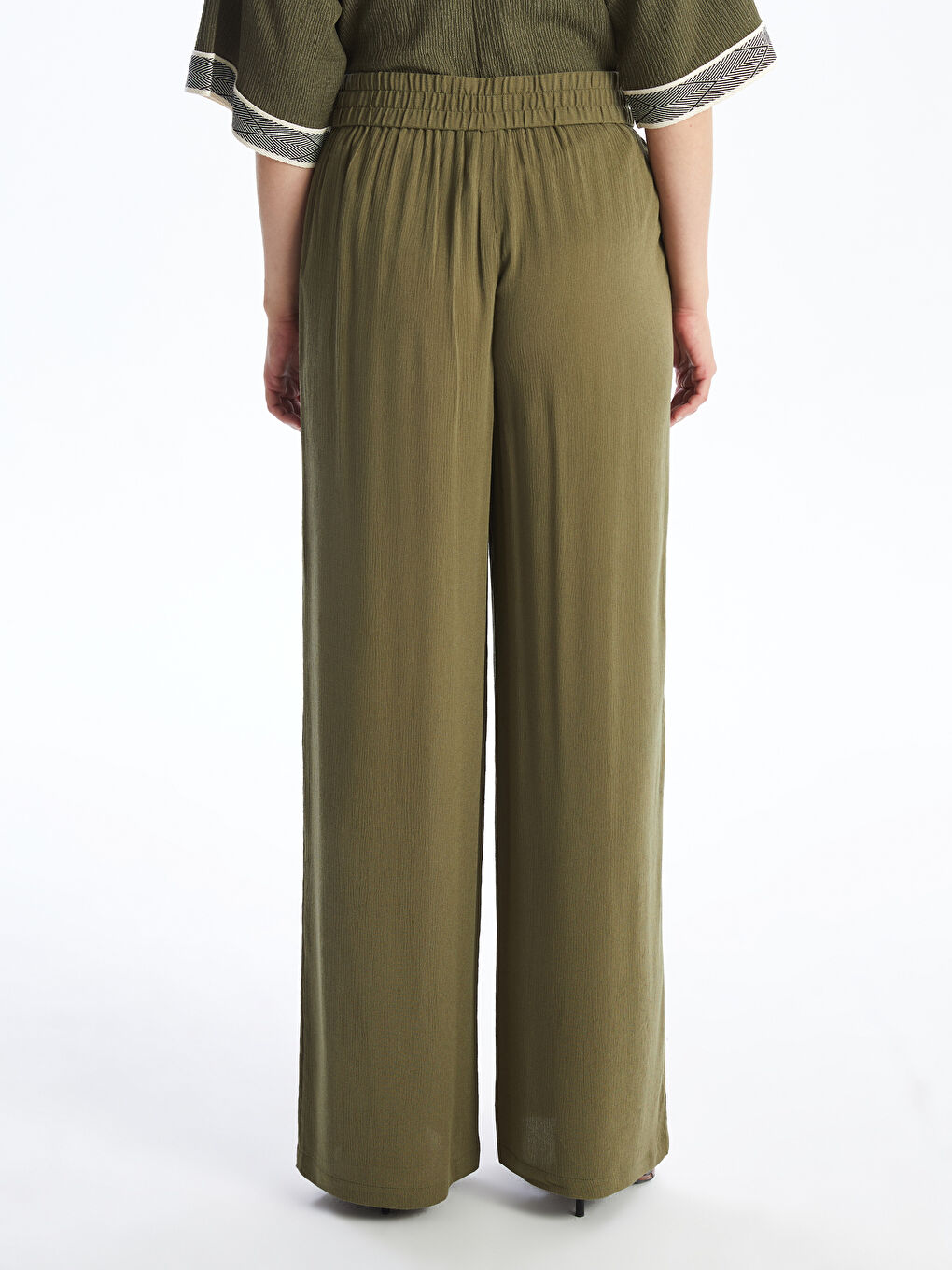 Ženske teksturisane pantalone širokih nogavica sa elastičnim strukom -S52575Z8-HDQ