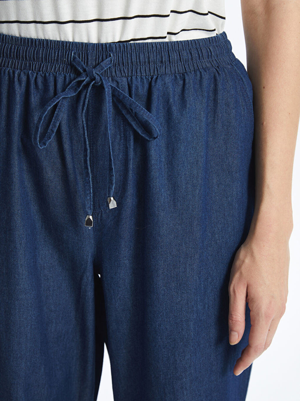 Elastic Waist Wide Leg Women's Jeans -S52579Z8-890