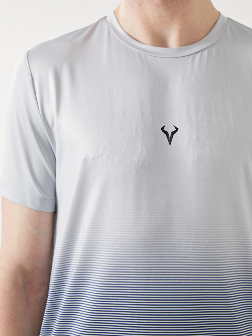 Crew Neck Short Sleeve Men's Sports T-shirt-2