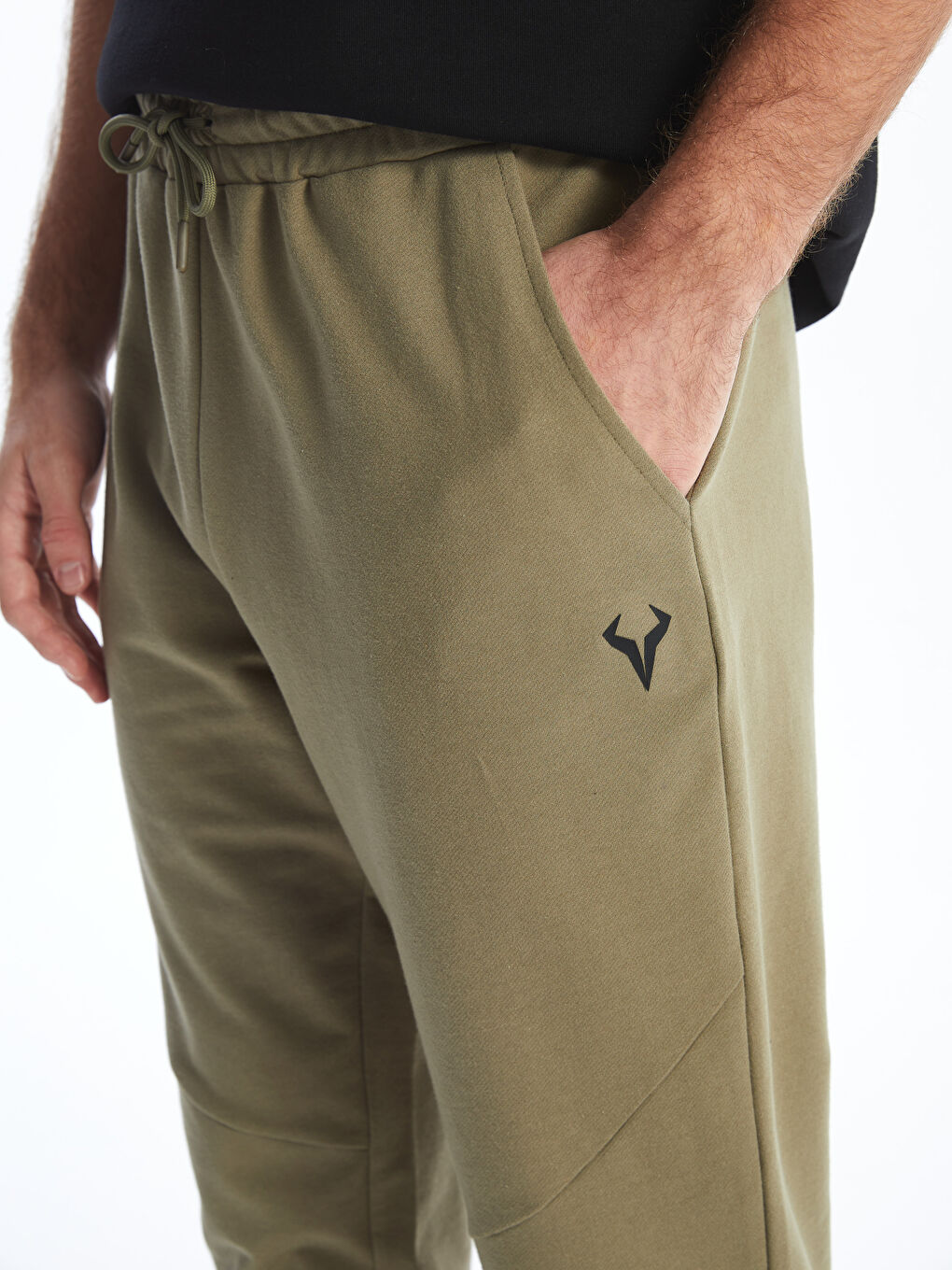 Standard Fit Men's Sweatpants -S52615Z8-Q7M