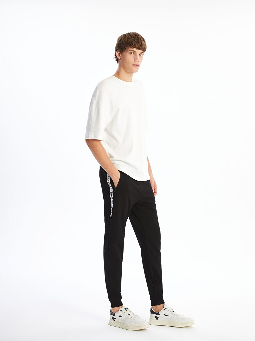 Standard Fit Men's Jogger Sweatpants -S52703Z8-CVL