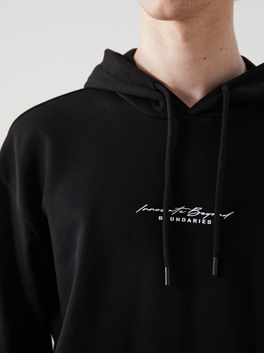 Siyah Uzun Kollu Baskılı Erkek Hoodie-2