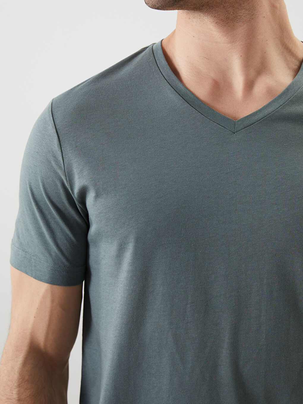 V-Neck Short Sleeve Jersey Men's T-Shirt -S52841Z8-H9D