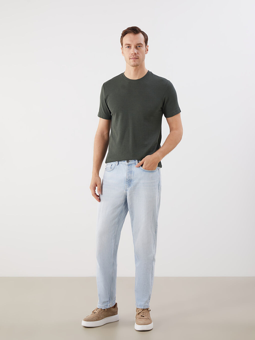 Haki Bisiklet Yaka Kısa Kollu Erkek Dokulu Tişört-1