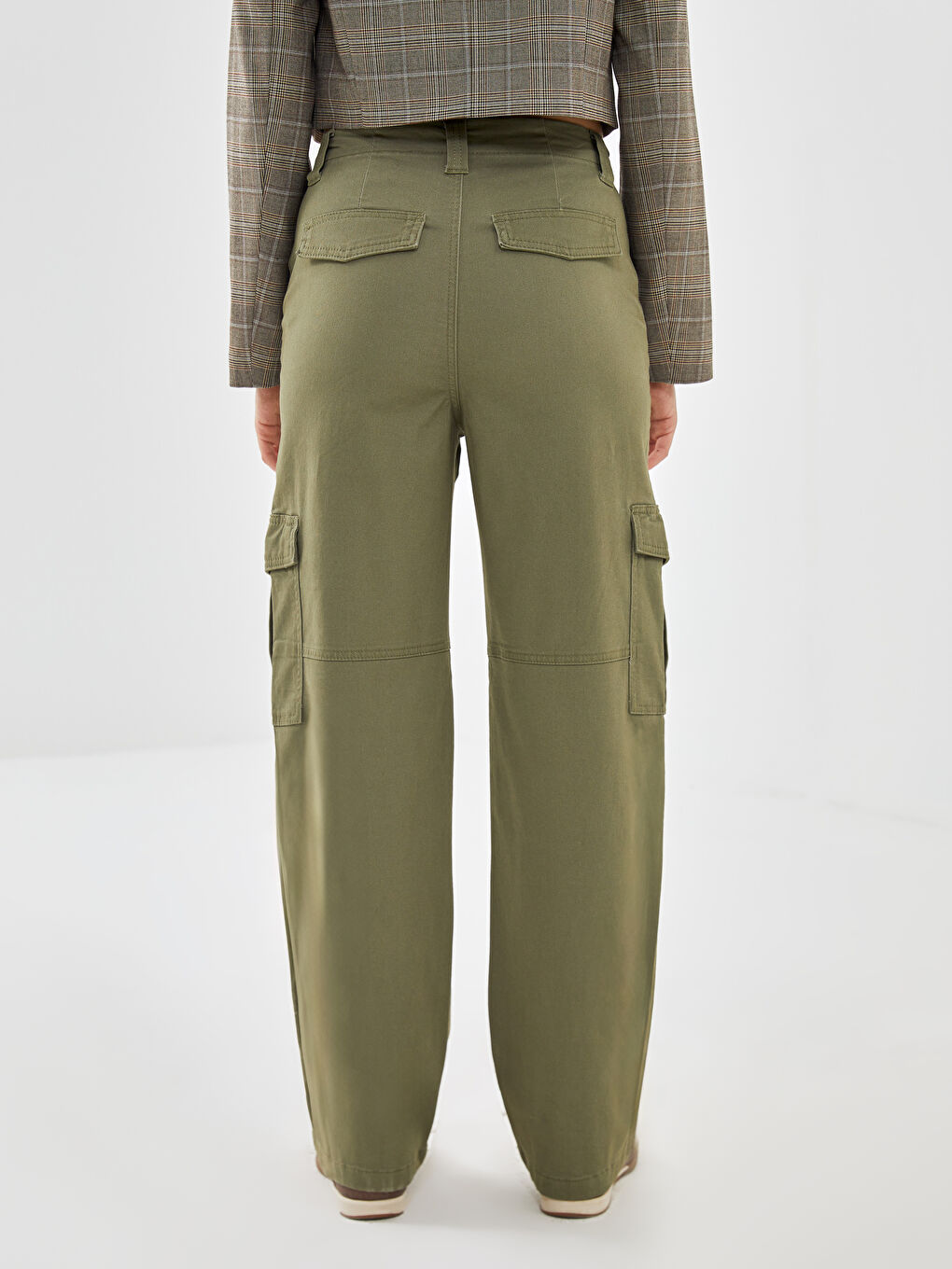 Regular fit kargo pantalone od gabardena za žene -S53031Z8-PX1