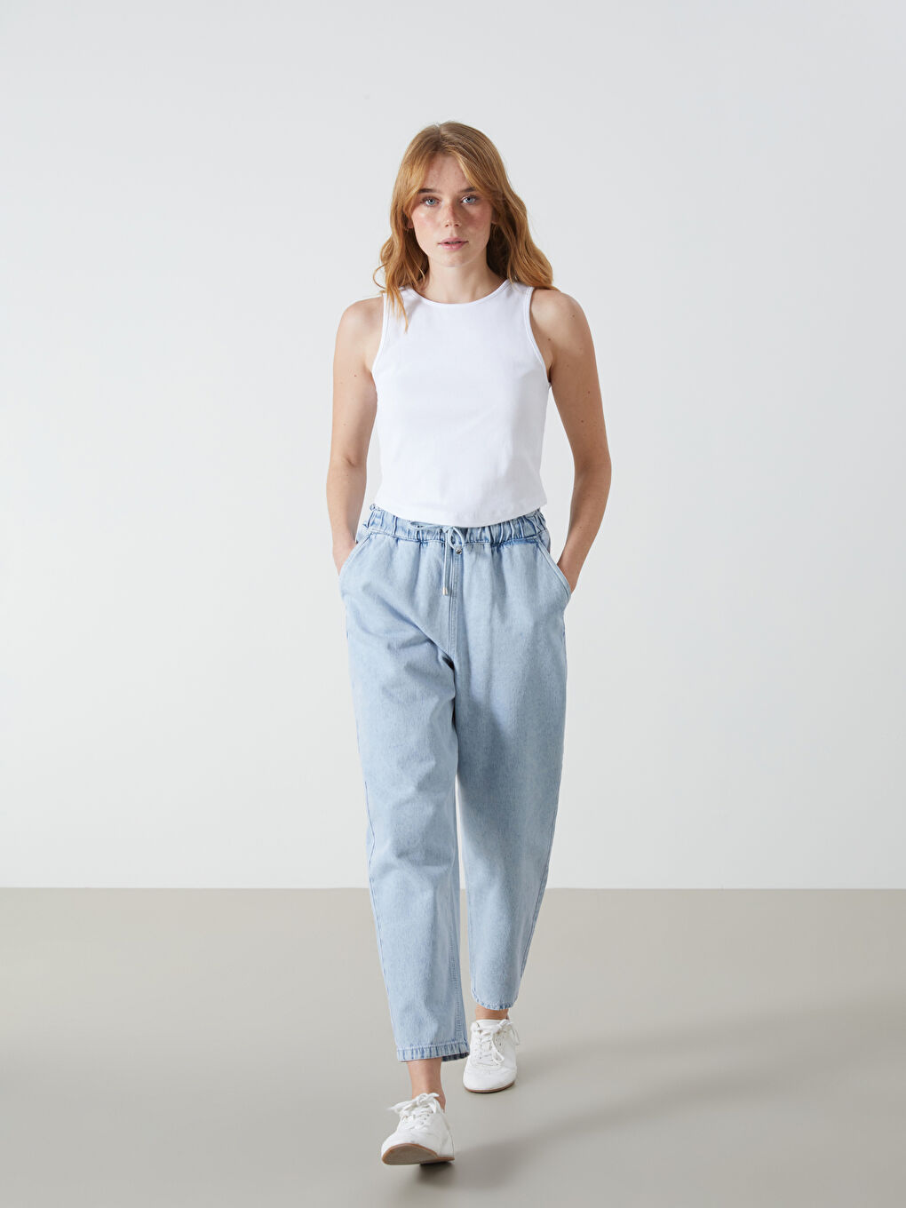 Elasticated Waist Balloon Fit Women's Jeans -S53115Z8-S1D