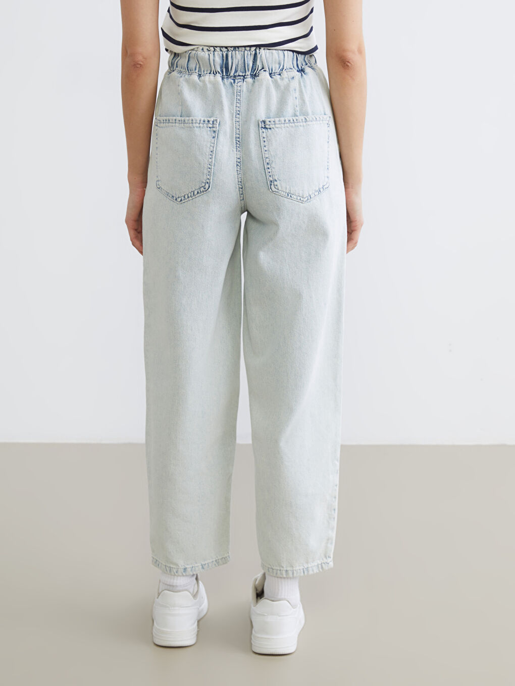 جينز نساء موم فيت بخصر مطاطي-3